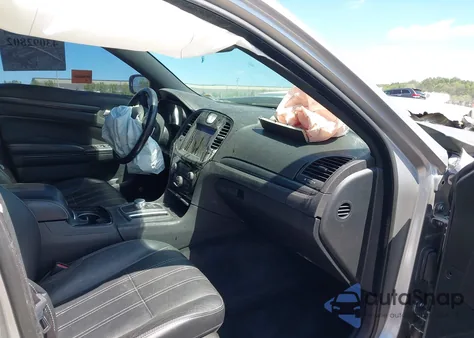 2015 Chrysler 300 300S из США, поврежденный, VIN 2C3CCAGGXFH763715